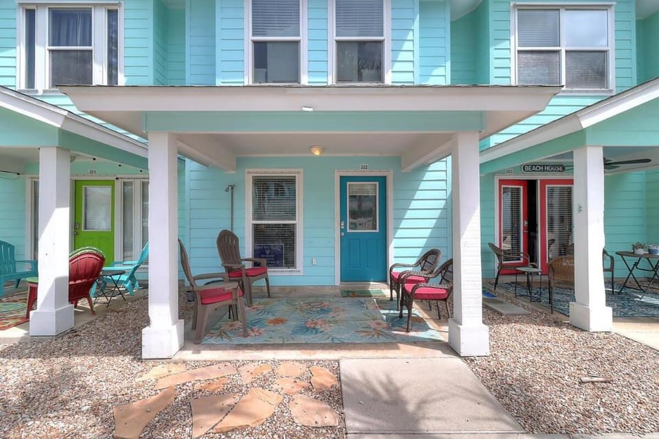 Reel Paradise (The Commons #302) House in Port Aransas