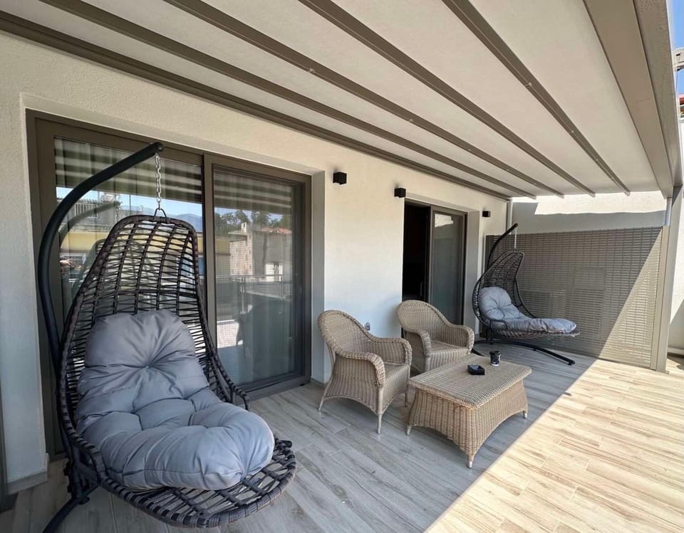 Balcony/Terrace, Living room, Seating area