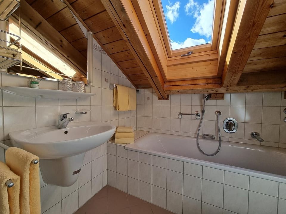 Thomas -703- Apartment in Mittenwald