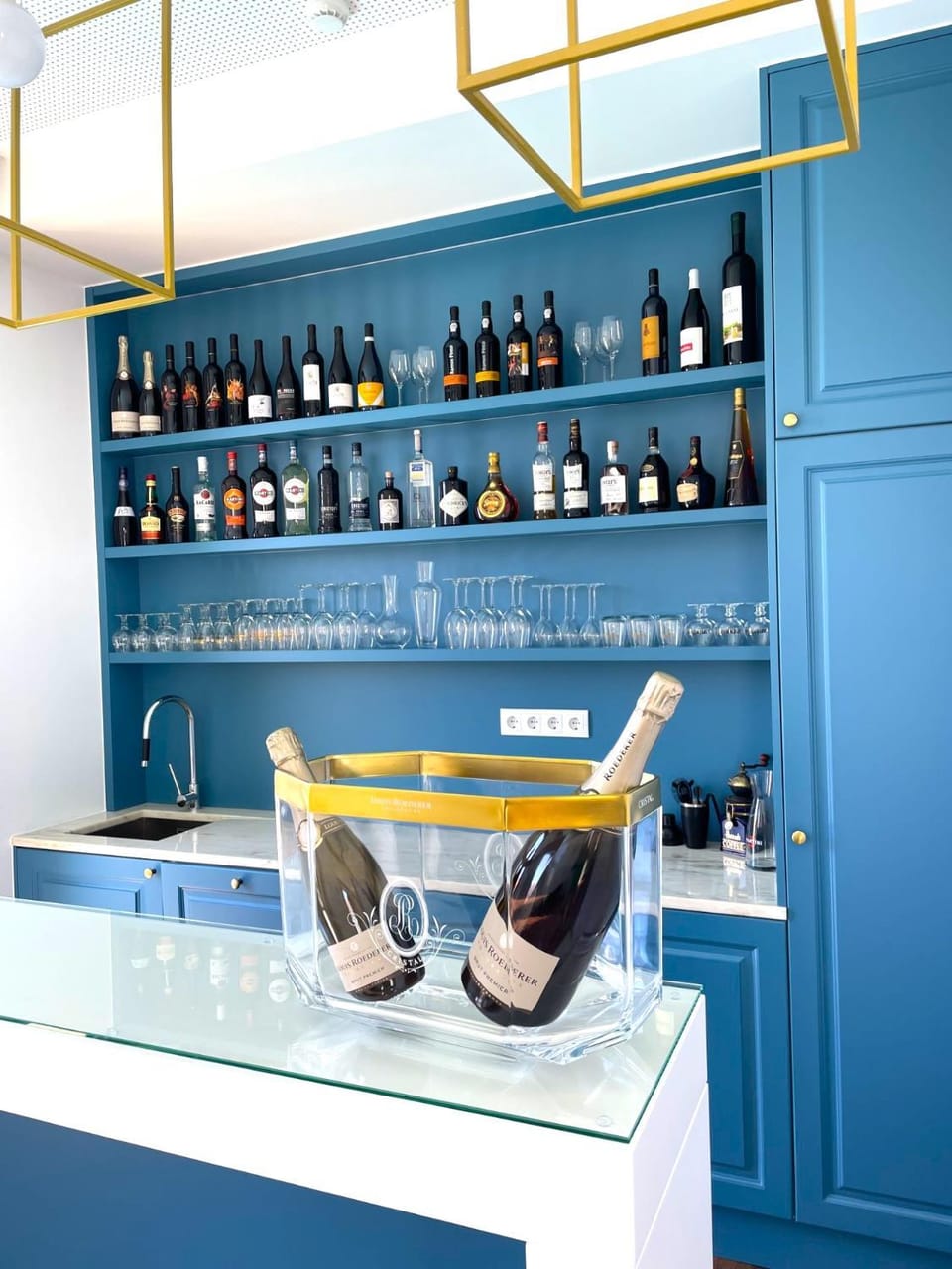 Lounge or bar