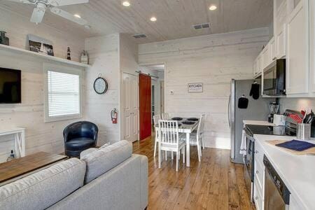 Sea Clusion (11th St Bungalows #7) House in Port Aransas