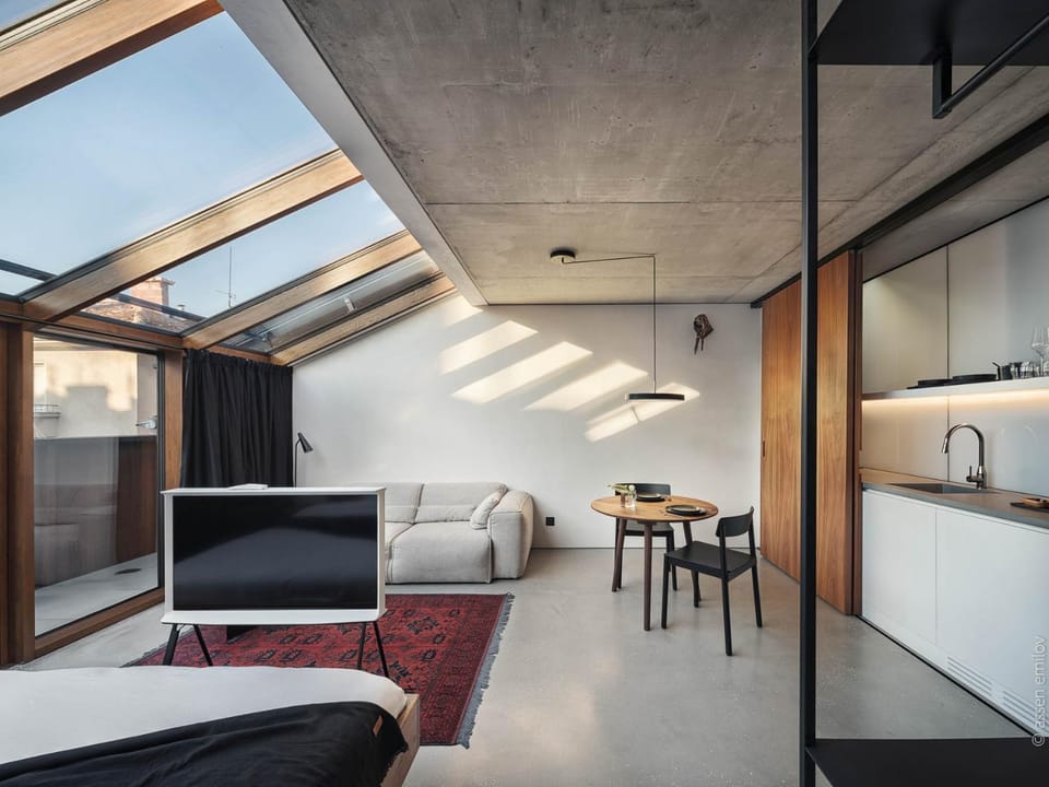 Photo of the whole room, Seating area, Dining area