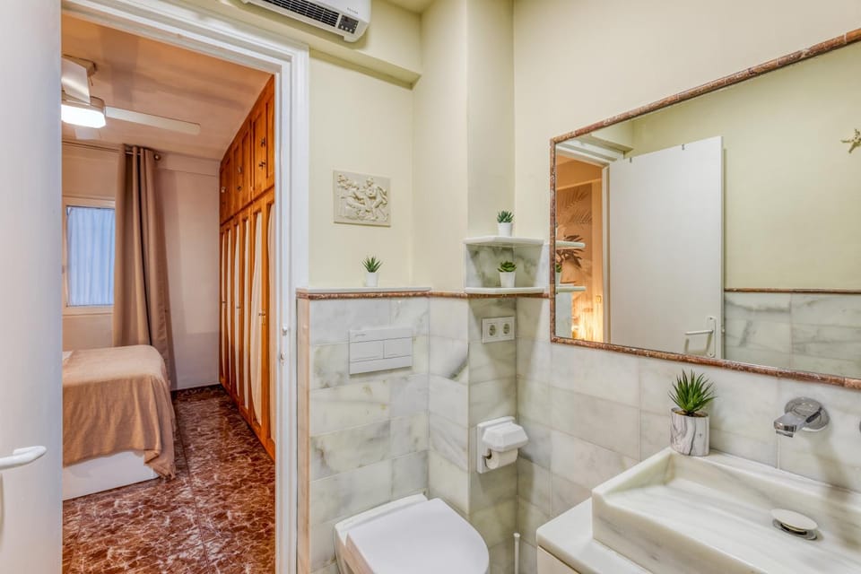 Bathroom, Bedroom