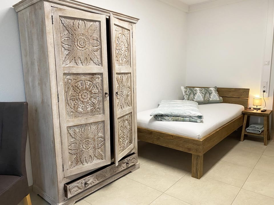 Bed, Photo of the whole room, Bedroom, towels, wardrobe