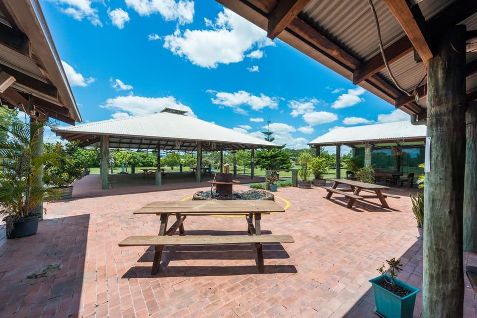 BBQ facilities, Garden
