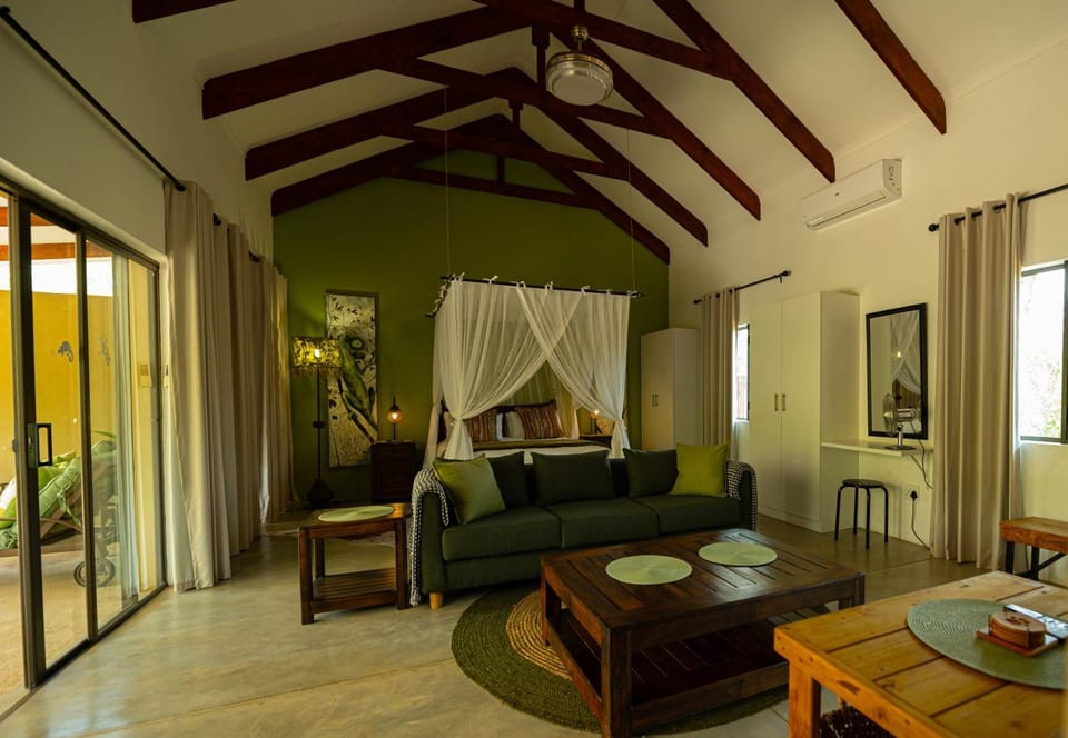 Living room, Seating area, fireplace