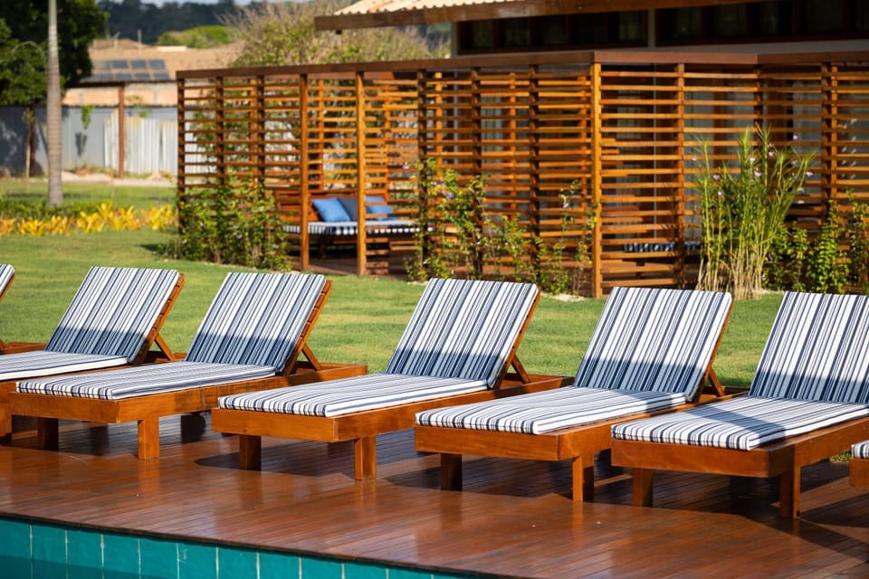 Swimming pool, sunbed