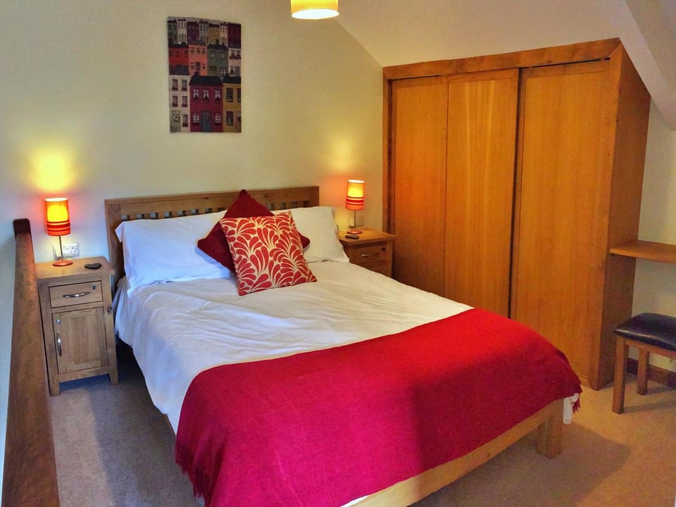 Bed, Bedroom, wardrobe