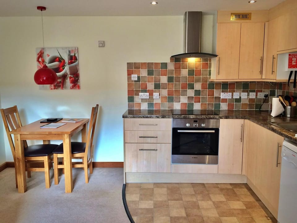 Kitchen or kitchenette, Dining area, dishwasher, pet friendly