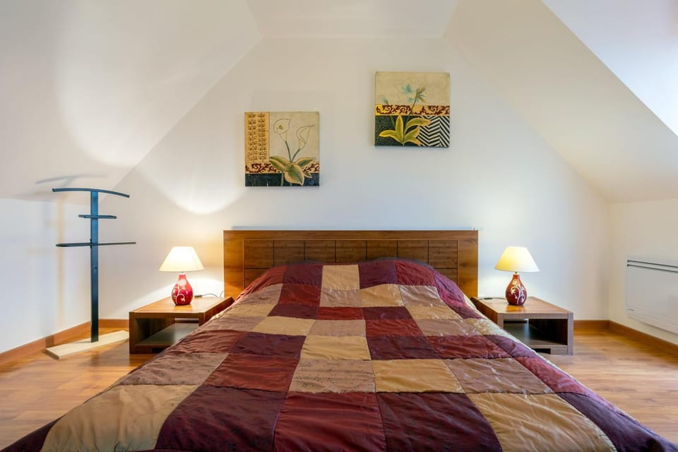 Property building, Living room, Bedroom