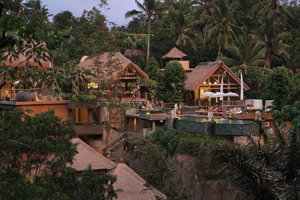Bird's eye view, View (from property/room), Area and facilities
