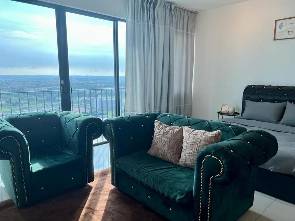 Welcome Suite at Trefoil Setia Alam Apartment in Selangor, Malaysia