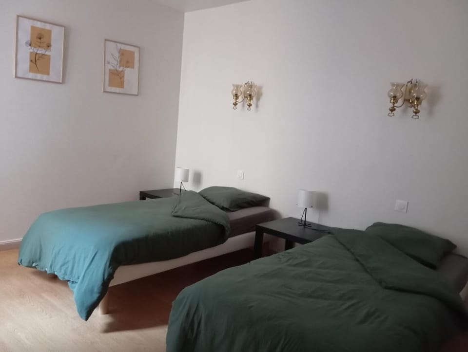 Property building, Living room, Bedroom