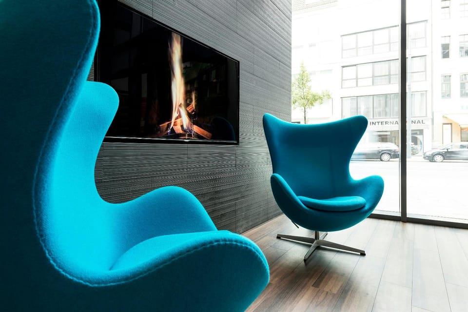 Lounge or bar