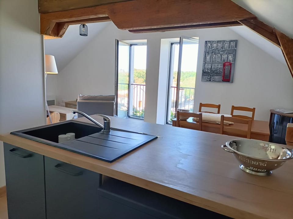 Kitchen or kitchenette, Living room, Dining area