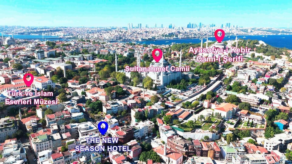 Nearby landmark, Location