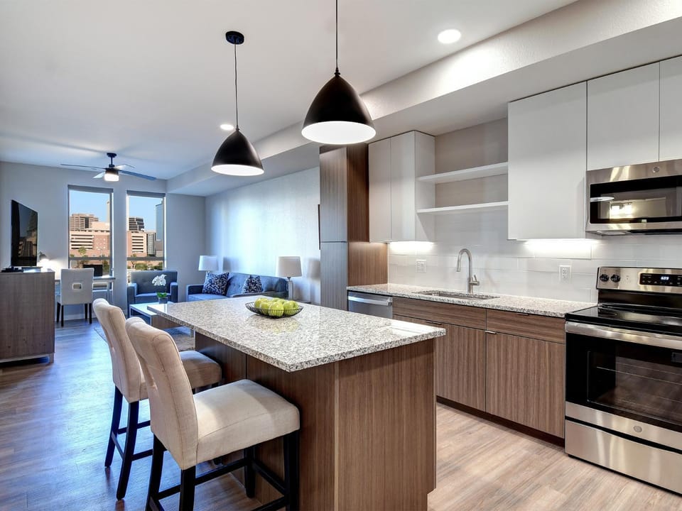 Kitchen or kitchenette, Dining area, dishwasher, microwave, oven, stove