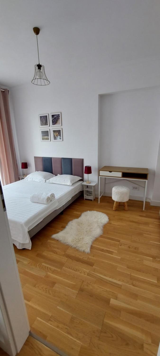 Luxury new apartament private parking self check in Apartment in Bucharest