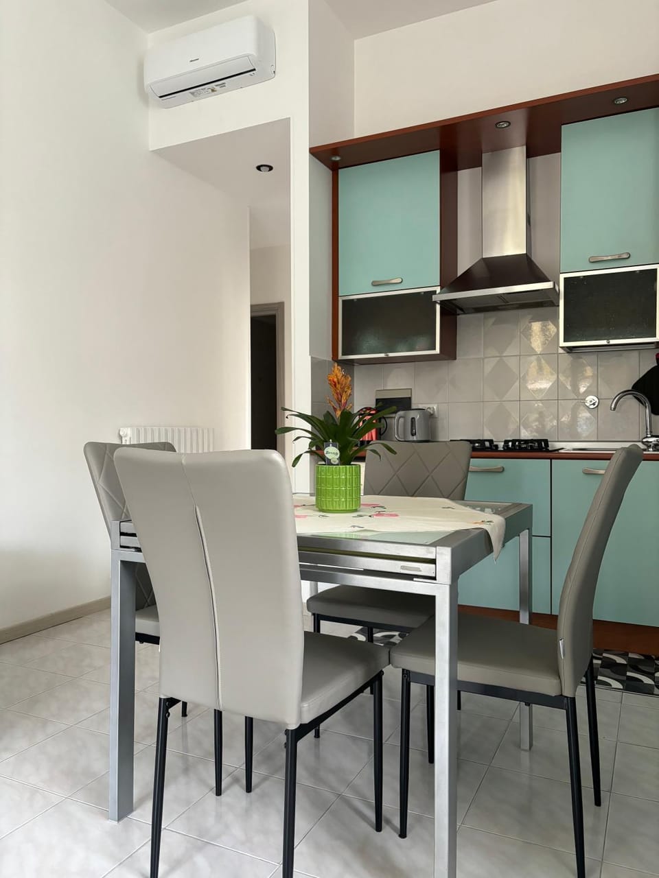 Dining area, air conditioner