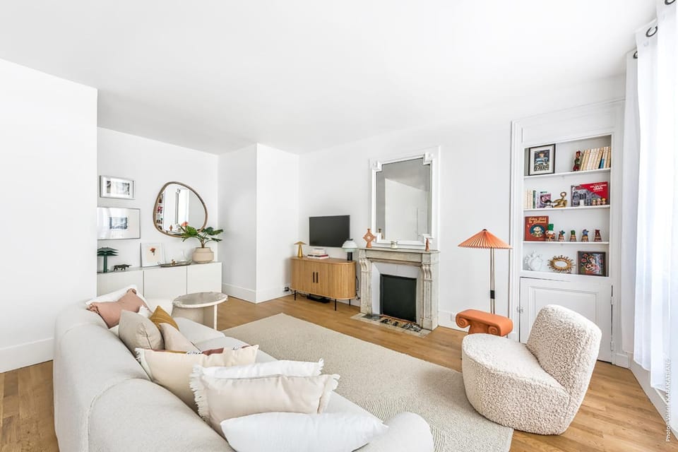 Marais - Montmorency 2bdr by B'Your Home Apartment in Paris