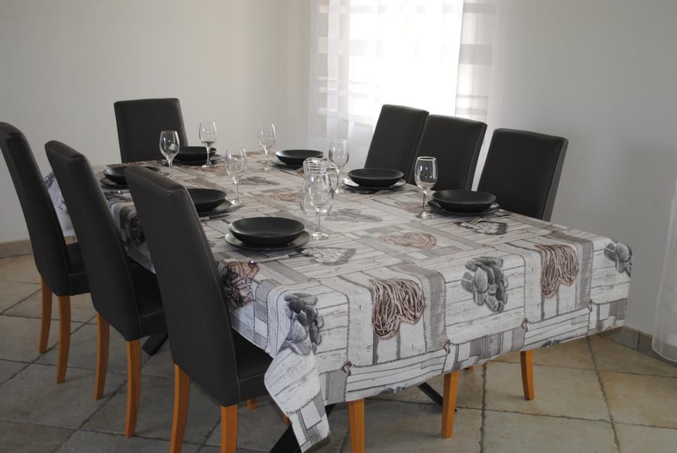 Property building, Dining area