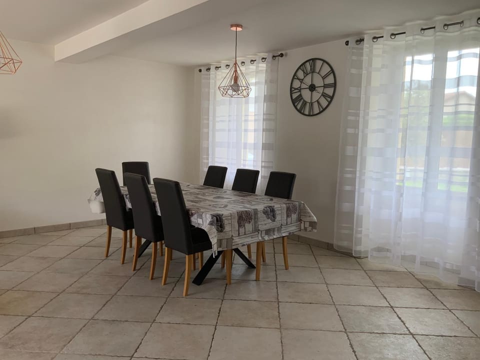 Property building, Dining area