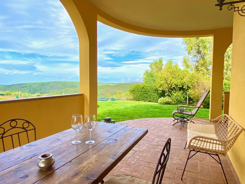 Patio, Day, Natural landscape, View (from property/room), Dining area, Mountain view
