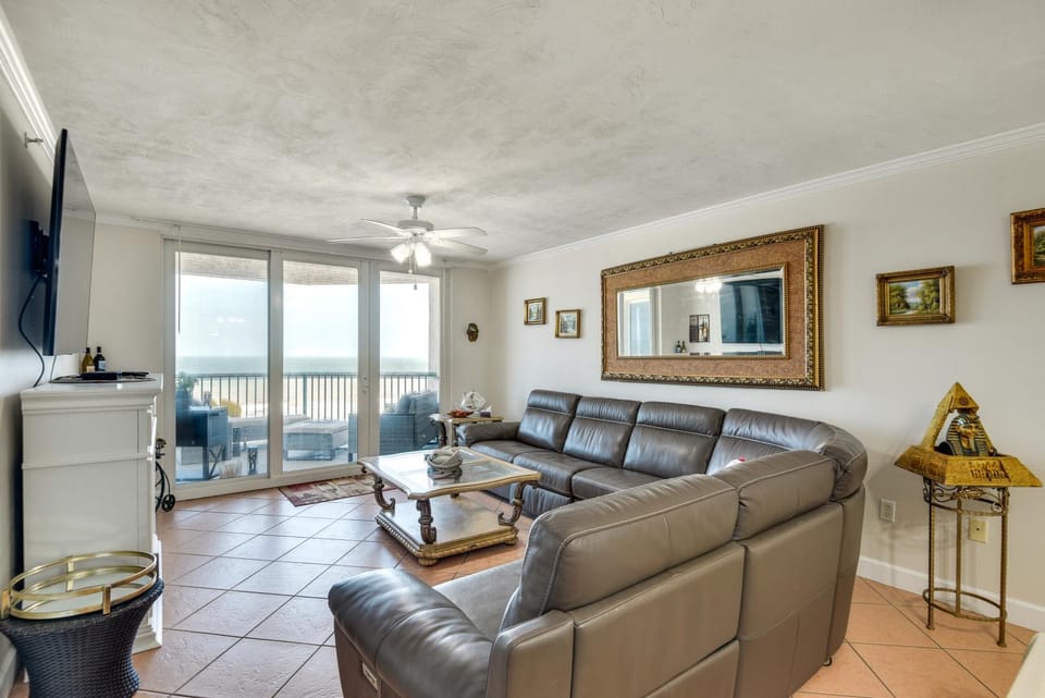 Eclectic Daytona Beach Condo w/ Breathtaking View! House in Daytona Beach Shores