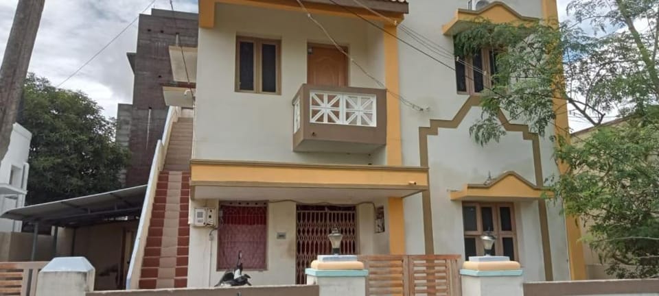 Hallima Home Stay Services Golden Nagar Villa in Tamil Nadu