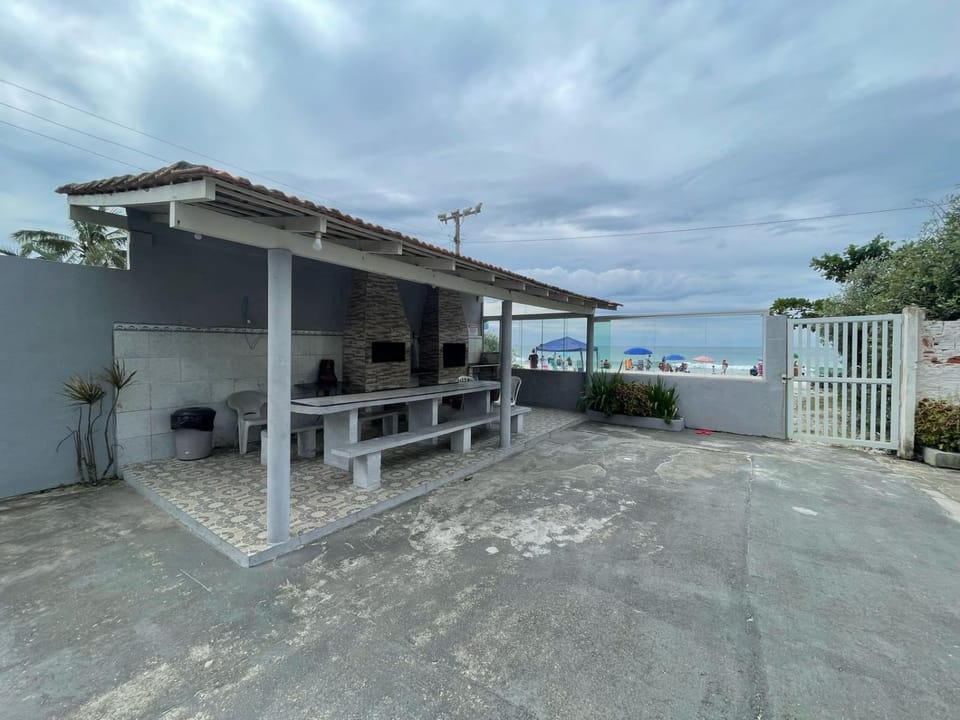 Apartamento frente ao mar, para 4 pessoas Apartment in Florianopolis