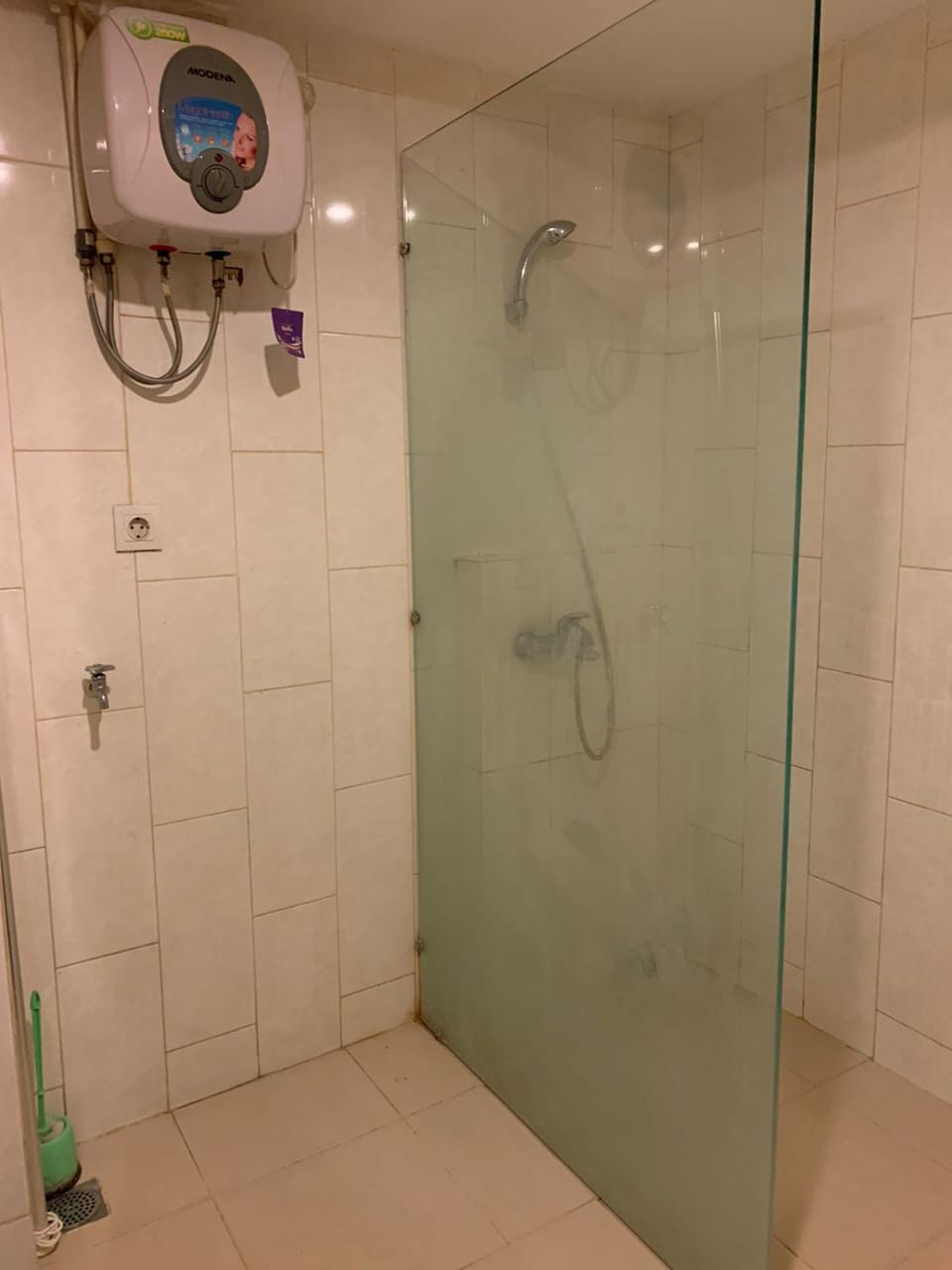 Vins Room at Mataram City Tower Sadewa Apartment in Special Region of Yogyakarta