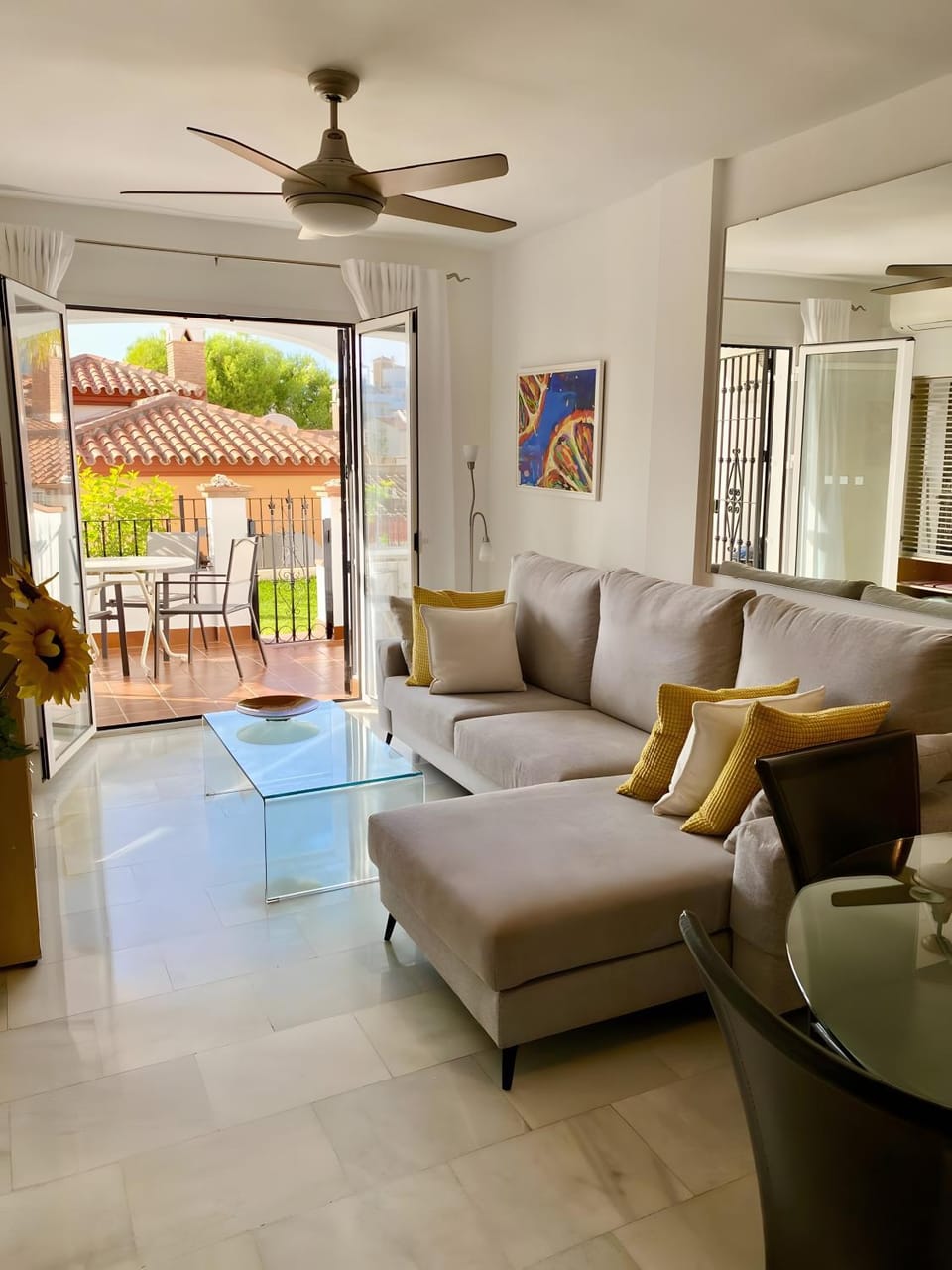 Property building, Living room
