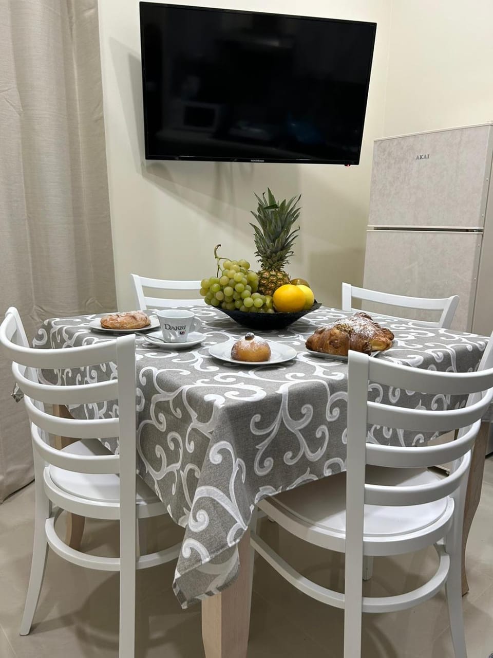 TV and multimedia, Dining area