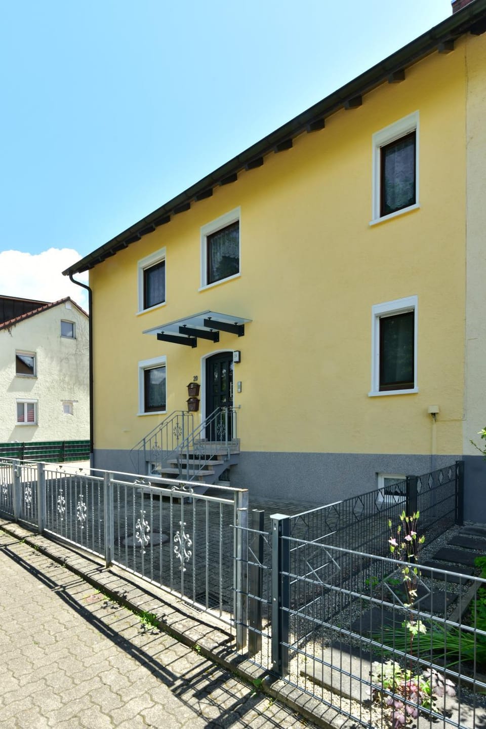 Property building, Day