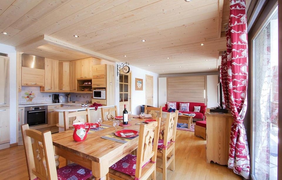 Résidence Eperons 3 by Leavetown Vacations Apartment in Les Deux Alpes