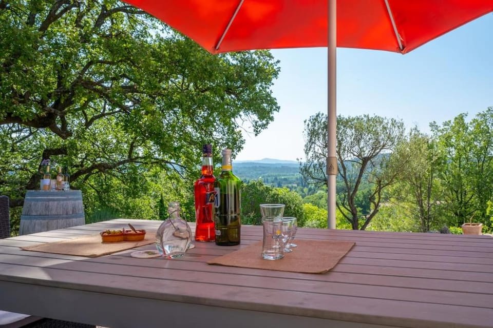 Natural landscape, Balcony/Terrace, Dining area, Mountain view