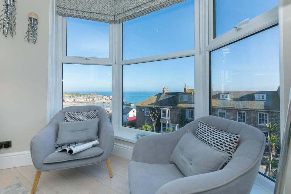 Sea Salt sea views parking Apartment in Saint Ives