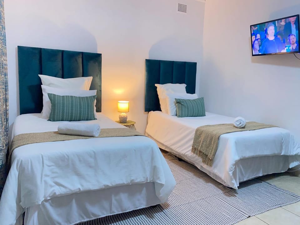 Listos Guest House Bed and Breakfast in KwaZulu-Natal