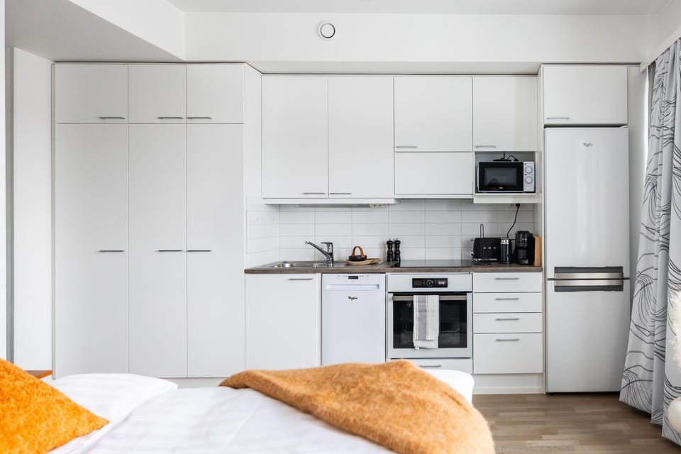 Kitchen or kitchenette, Photo of the whole room, minibar, pet friendly, stove, toaster