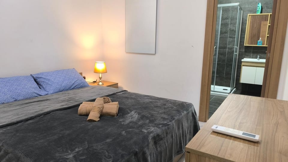 Bathroom, Bedroom