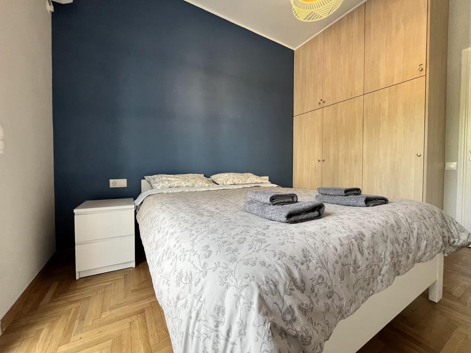 Bed, Bedroom, wardrobe