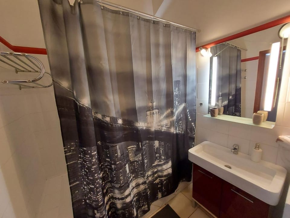 WestEnd Downtown Apartment in Budapest