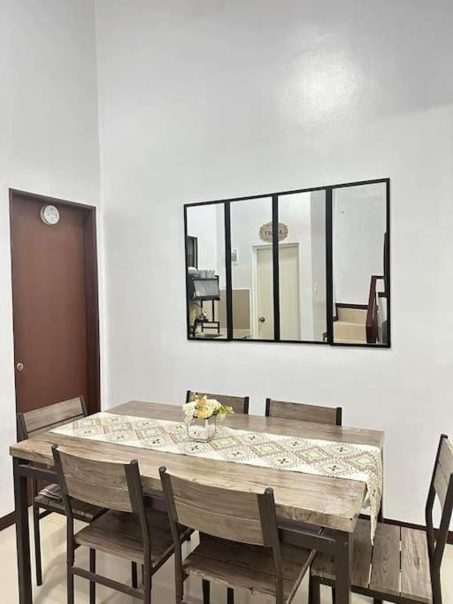 Casa Mercado III Apartment in Calabarzon