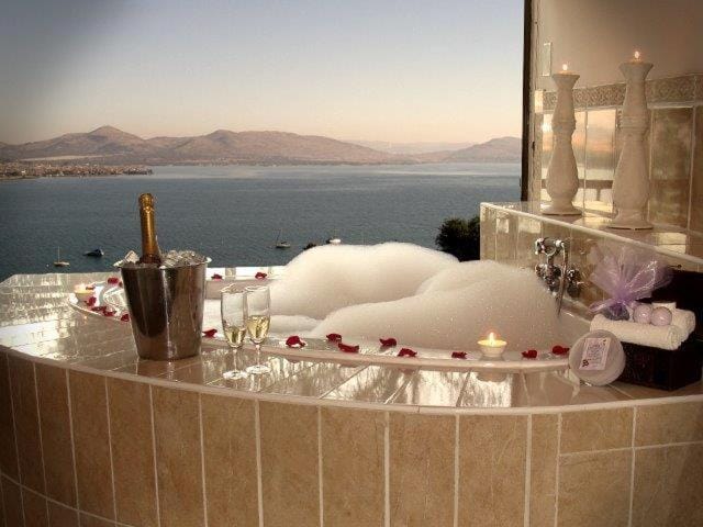 Natural landscape, Hot Tub, Bath