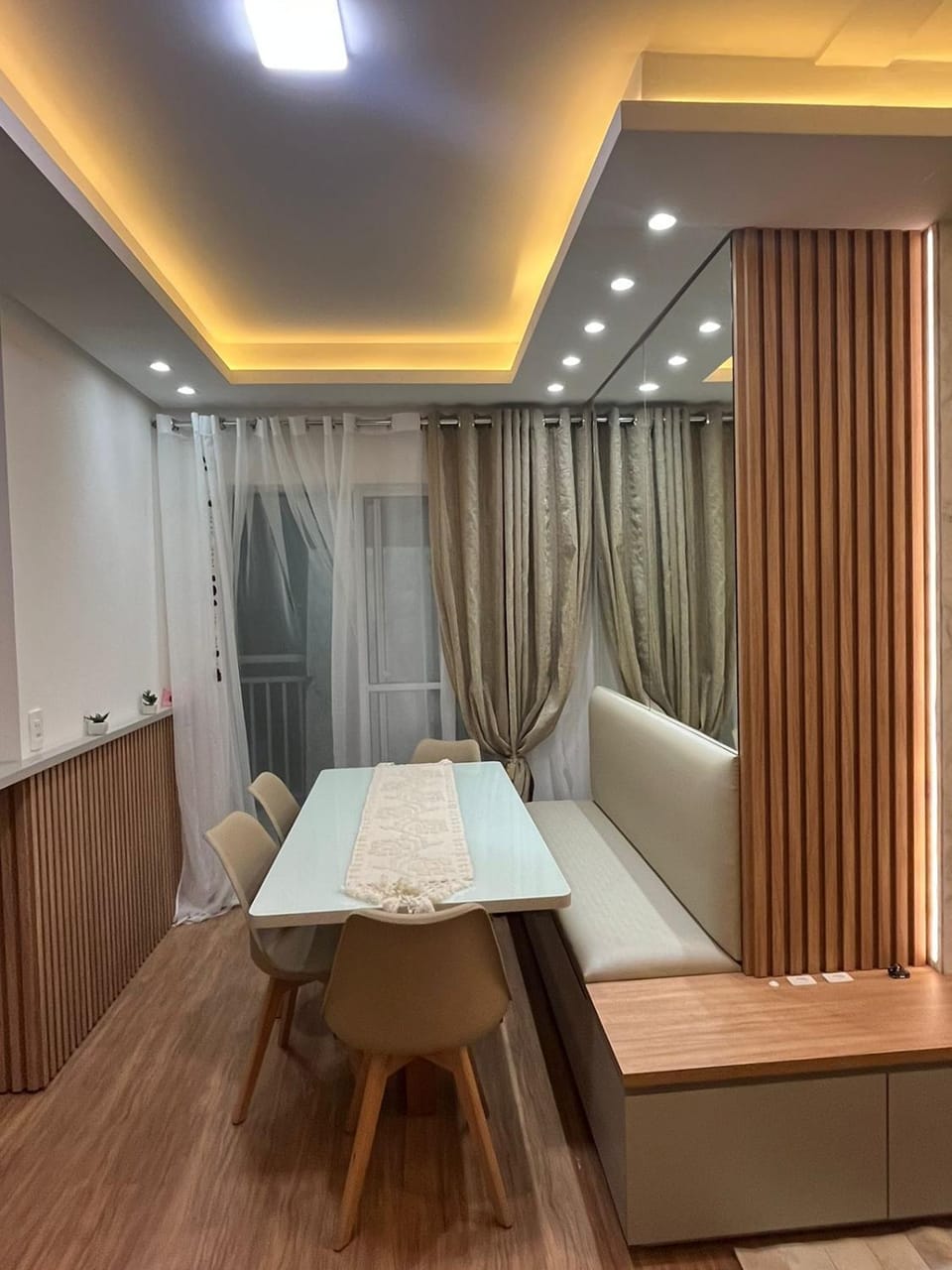 Apê pé na areia com vista mar e próximo ao Beto Carrero - Condomínio Vila Açoriana Apartment in State of Santa Catarina