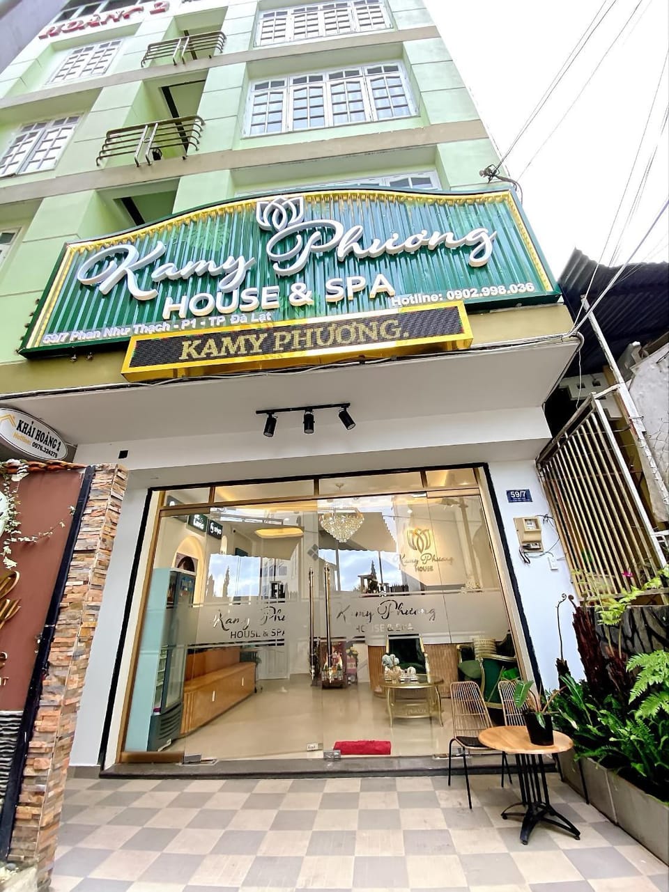 Property building, Facade/entrance, Day, Street view