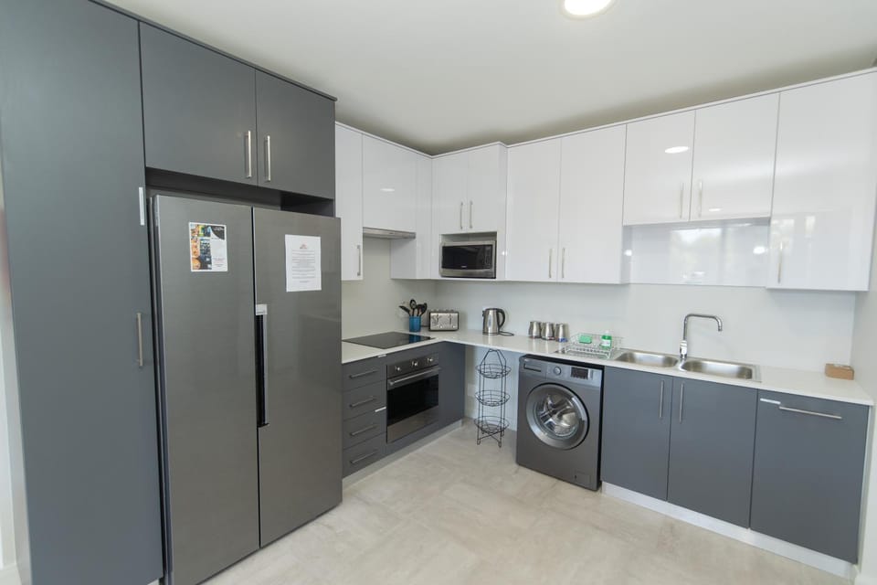 Margaux Beachfront Apartment Apartment in Port Elizabeth