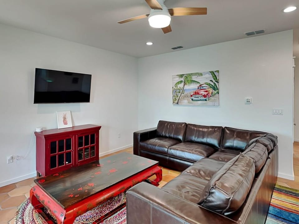 TV and multimedia, Living room, furniture