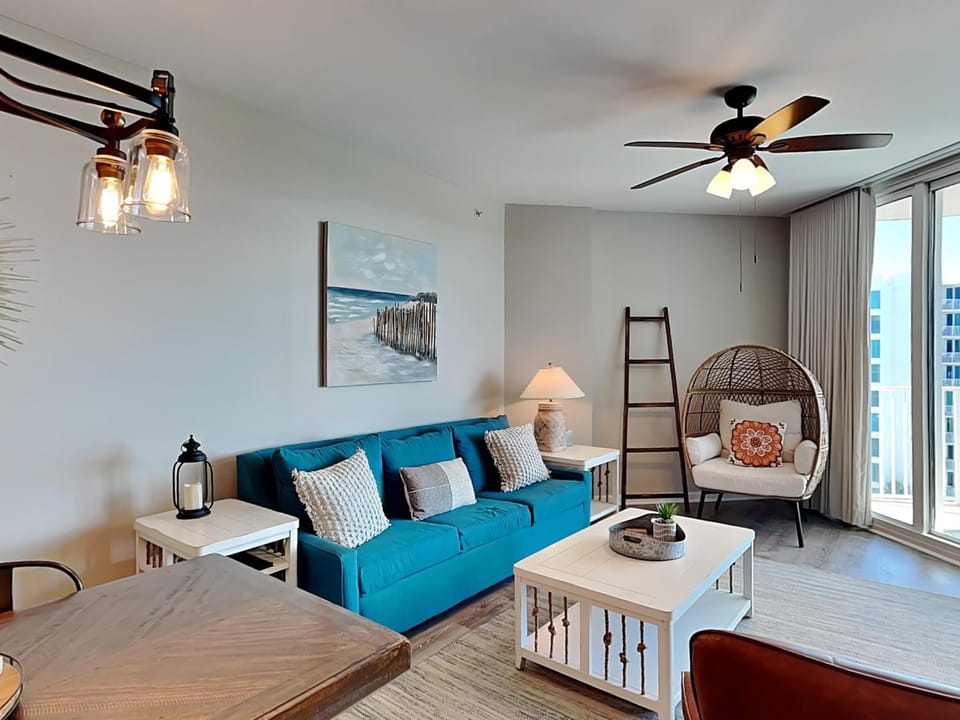 Balcony/Terrace, Living room, Seating area, Sea view, furniture