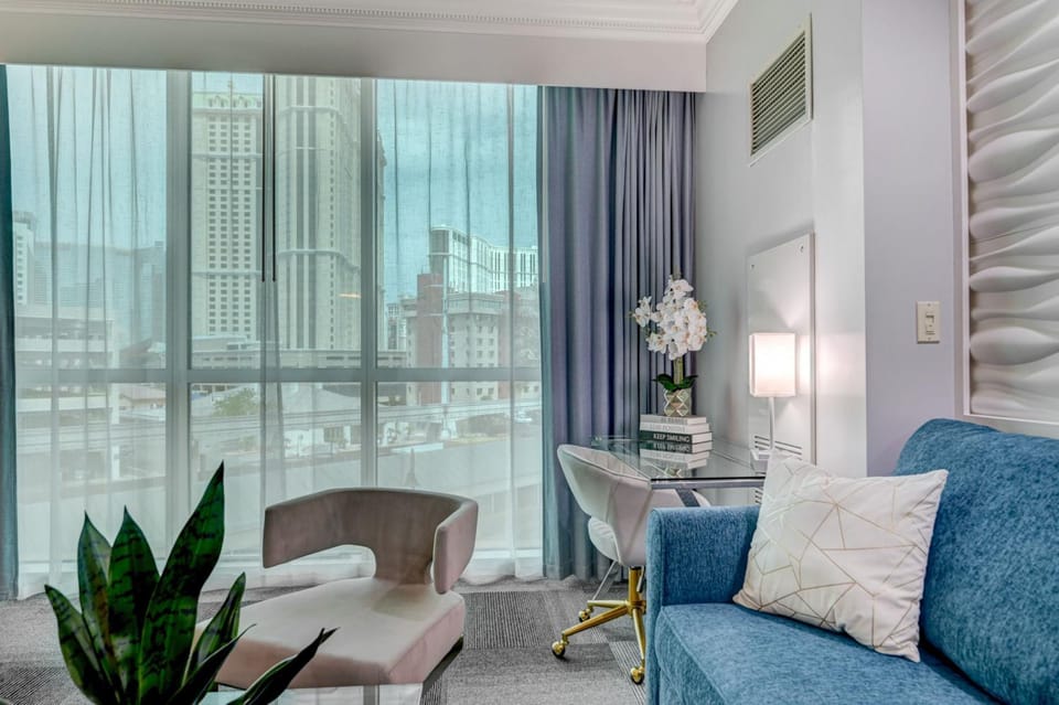 Living room, Seating area, City view